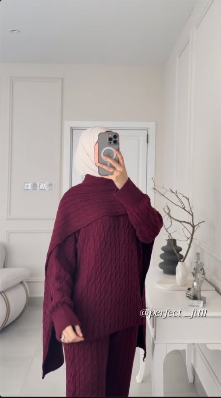 طقم صوف بوردو جدايل مع سكارف