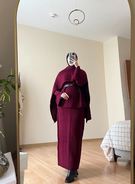 طقم صوف تنورة مع سكارف - بوردو