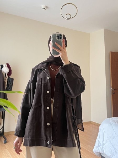 جكيت جينز بني