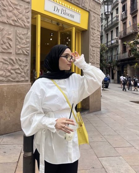 قميص بكم مميز ابيض