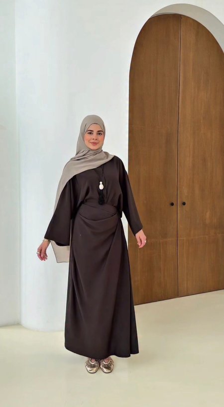 طقم تنورة بني