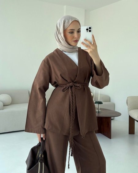 طقم بني مع حزام جدايل