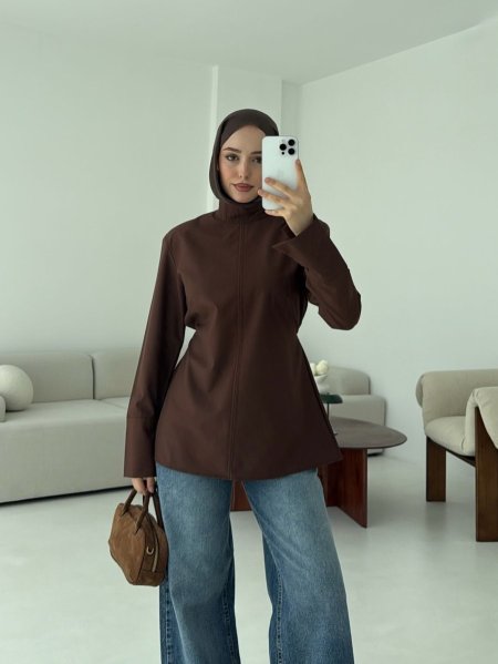 بلوز خريفي بني