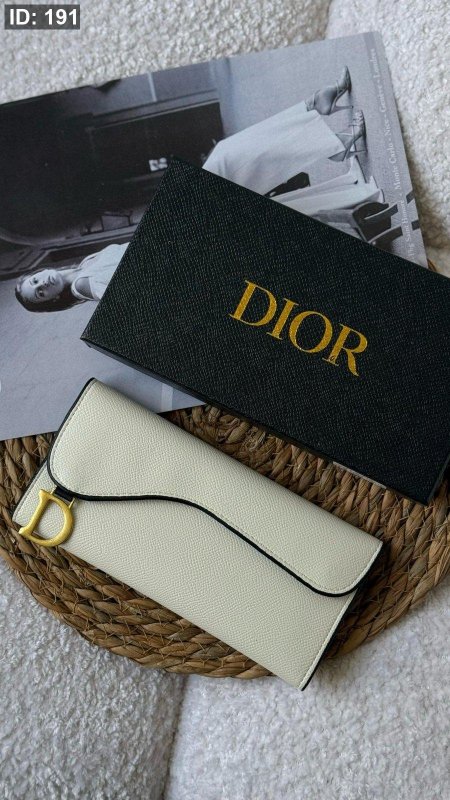 DIOR كبير