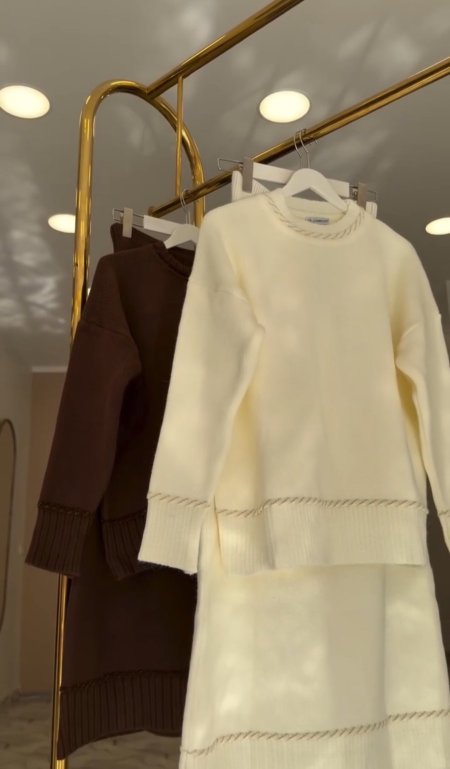 طقم تنورة تريكو