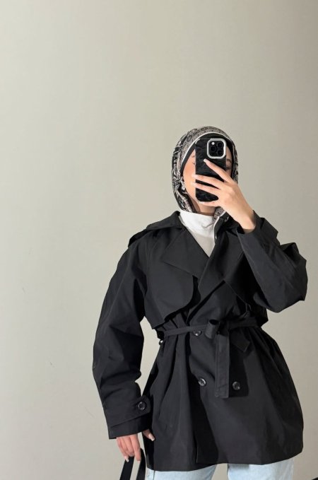 ترانشكوت اسود قصير